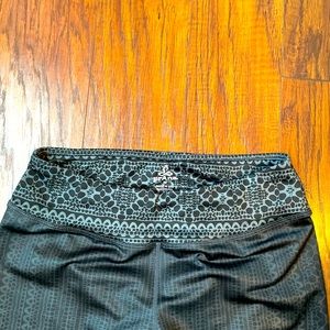 Prana yoga pants size Med
